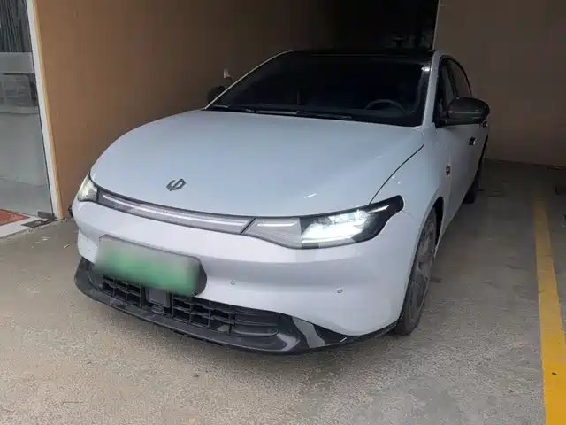 Leapmotor C01