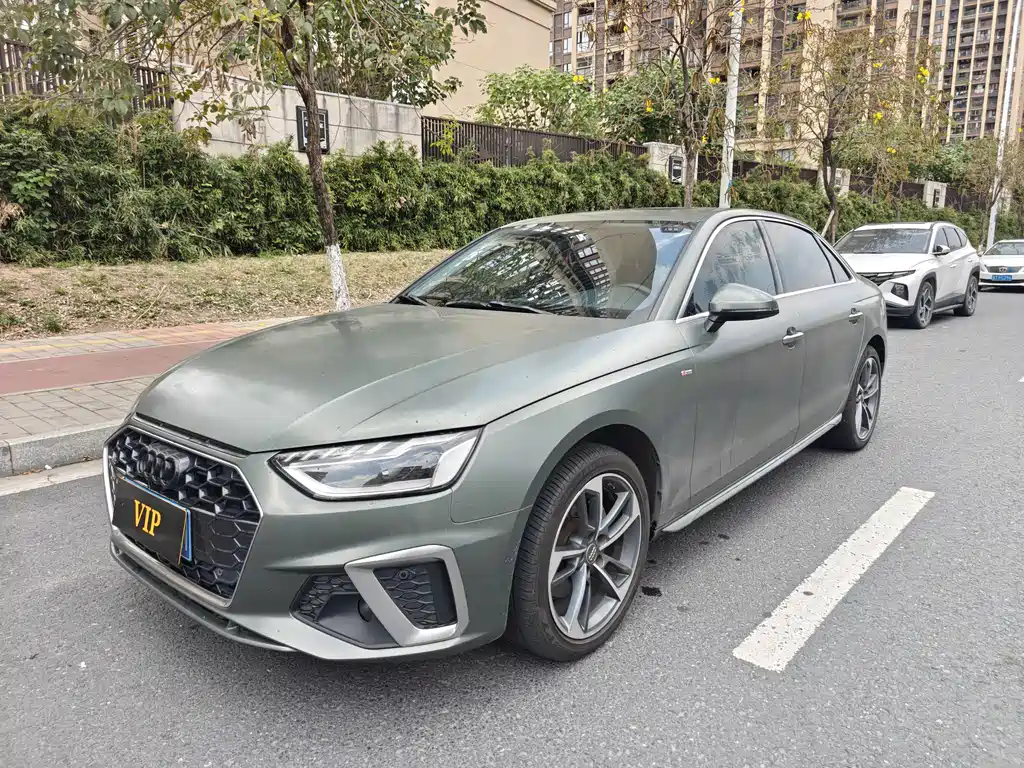 Купить Audi A4L