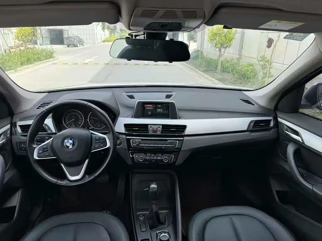 BMW X1 — миниатюра 5