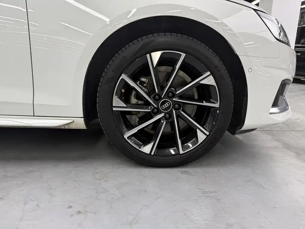 Audi A4L — миниатюра 11