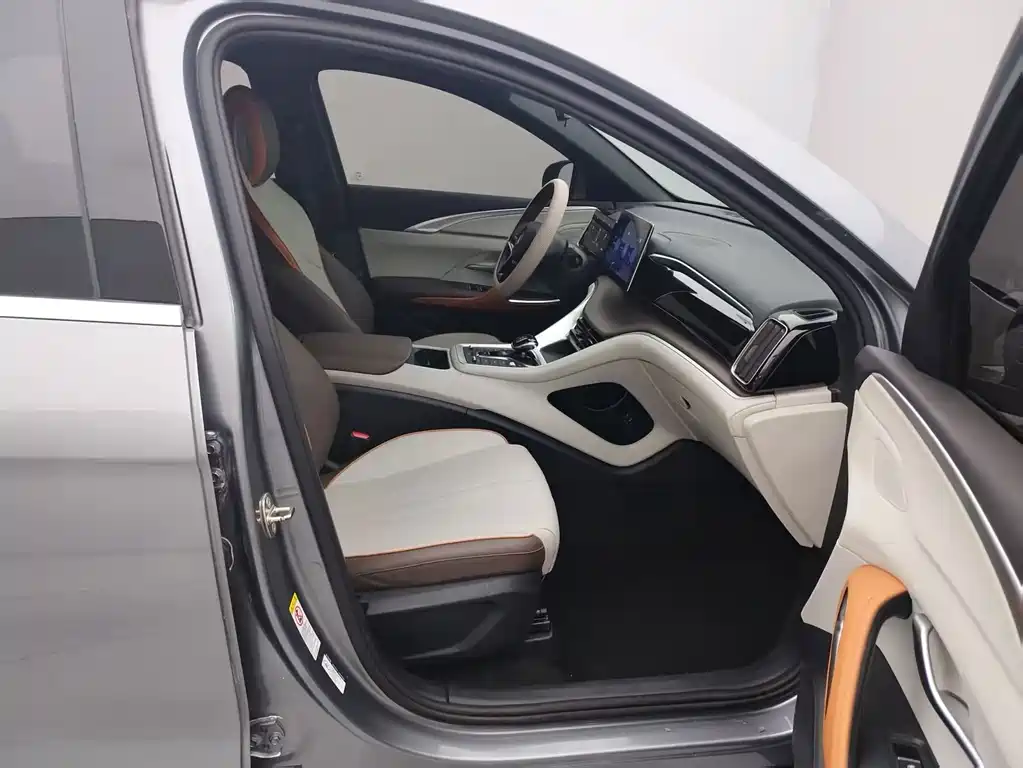 BYD Song Pro DM-i 2022 — фото 17
