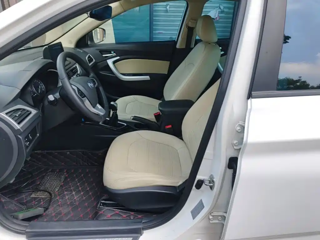 Changan V7 — миниатюра 15