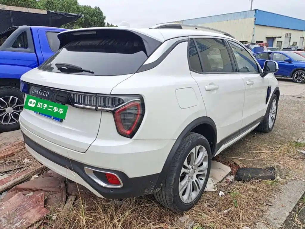 Lynk & Co 01 — миниатюра 7