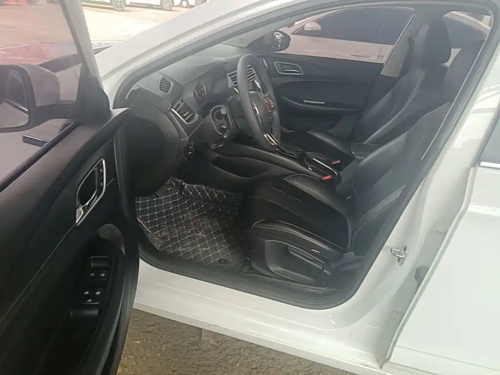 Roewe i5 — миниатюра 15