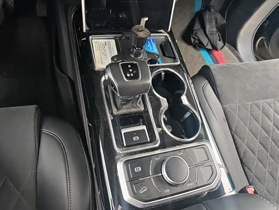 Hongqi Hongqi HS7 — миниатюра 16