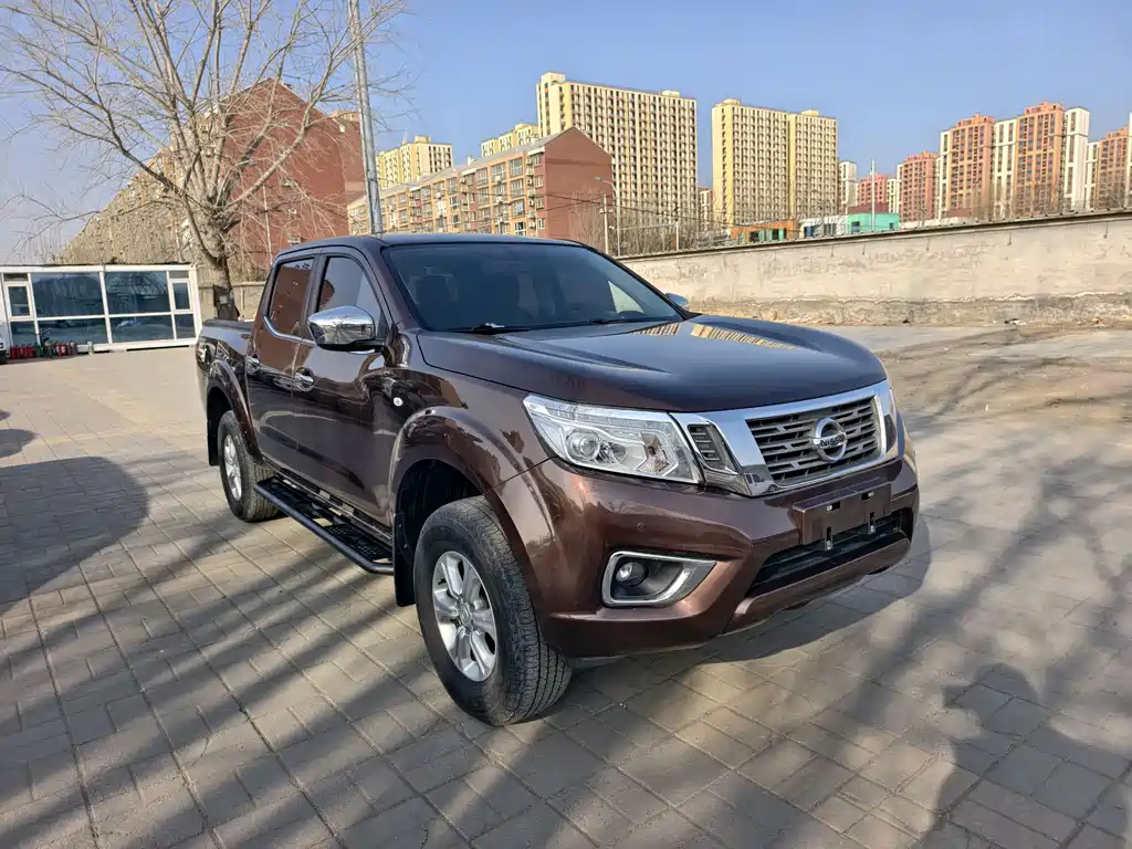 NISSAN NAVARRA