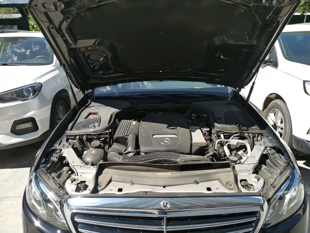 Mercedes-Benz E-Class E 2018 E 200 L 4MATIC