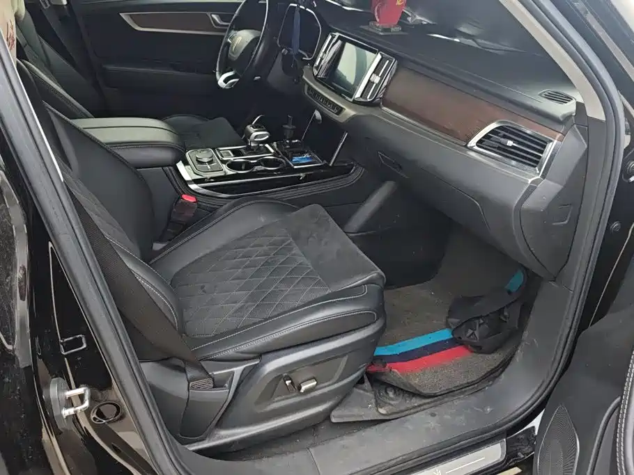 Hongqi Hongqi HS7 — миниатюра 8