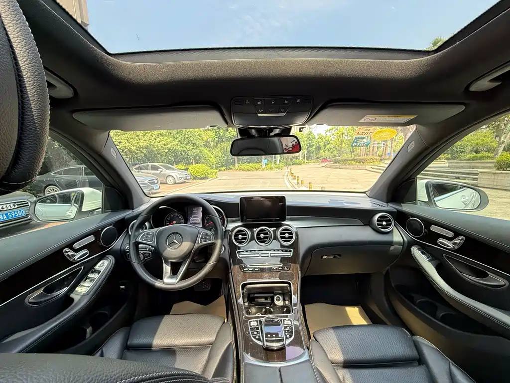Mercedes-Benz GLC — миниатюра 9