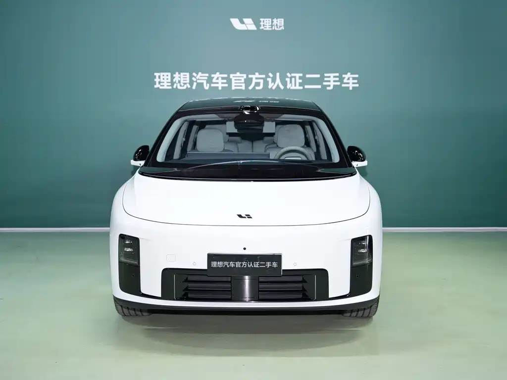 Li Auto i8 2025 Standard