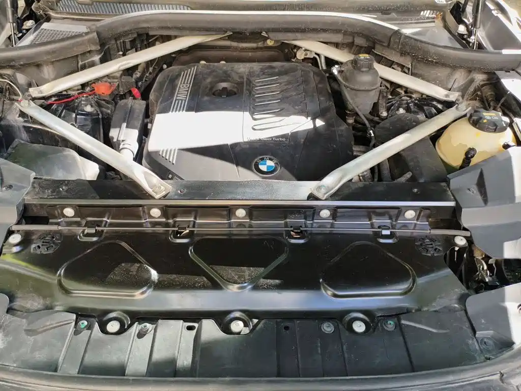 BMW X5 (Import) — миниатюра 17