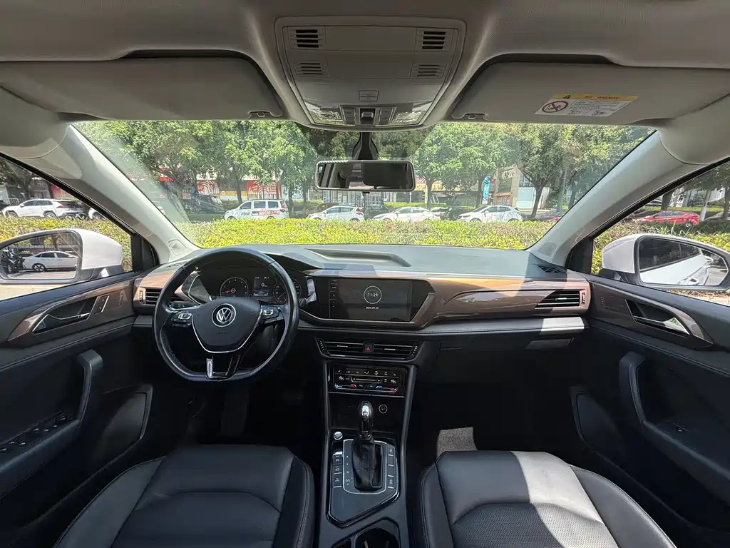 Volkswagen Tharu — миниатюра 15
