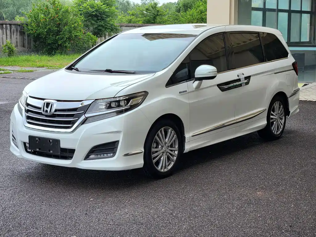 Honda Elysion 2016 2.4L