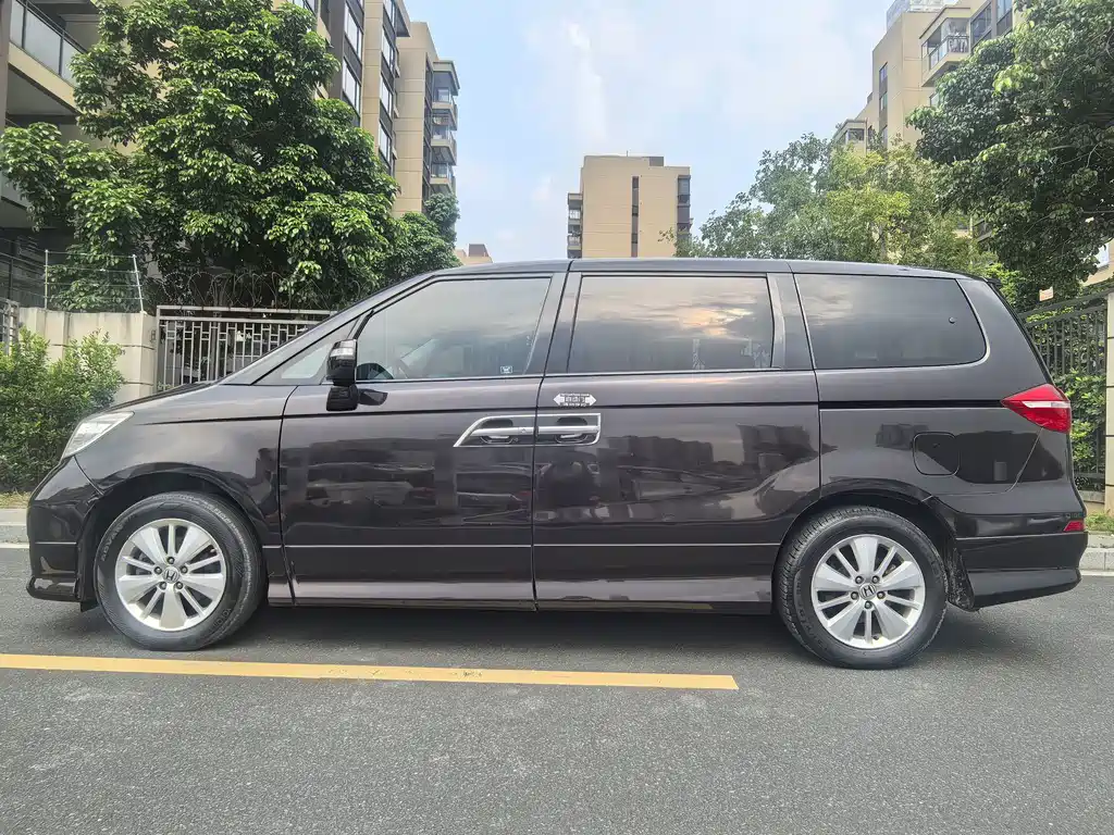 Honda Elysion — миниатюра 14