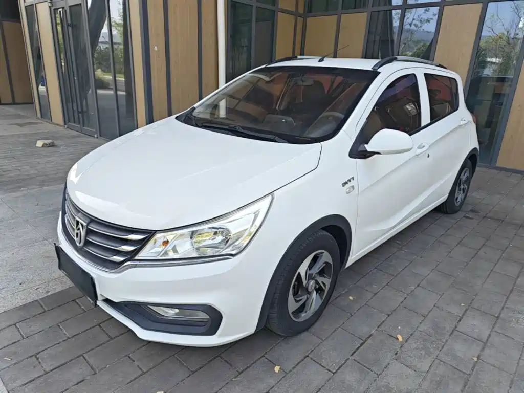 Baojun 310 — миниатюра 2