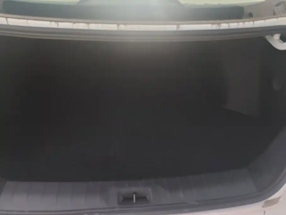 Nissan Sylphy — миниатюра 4