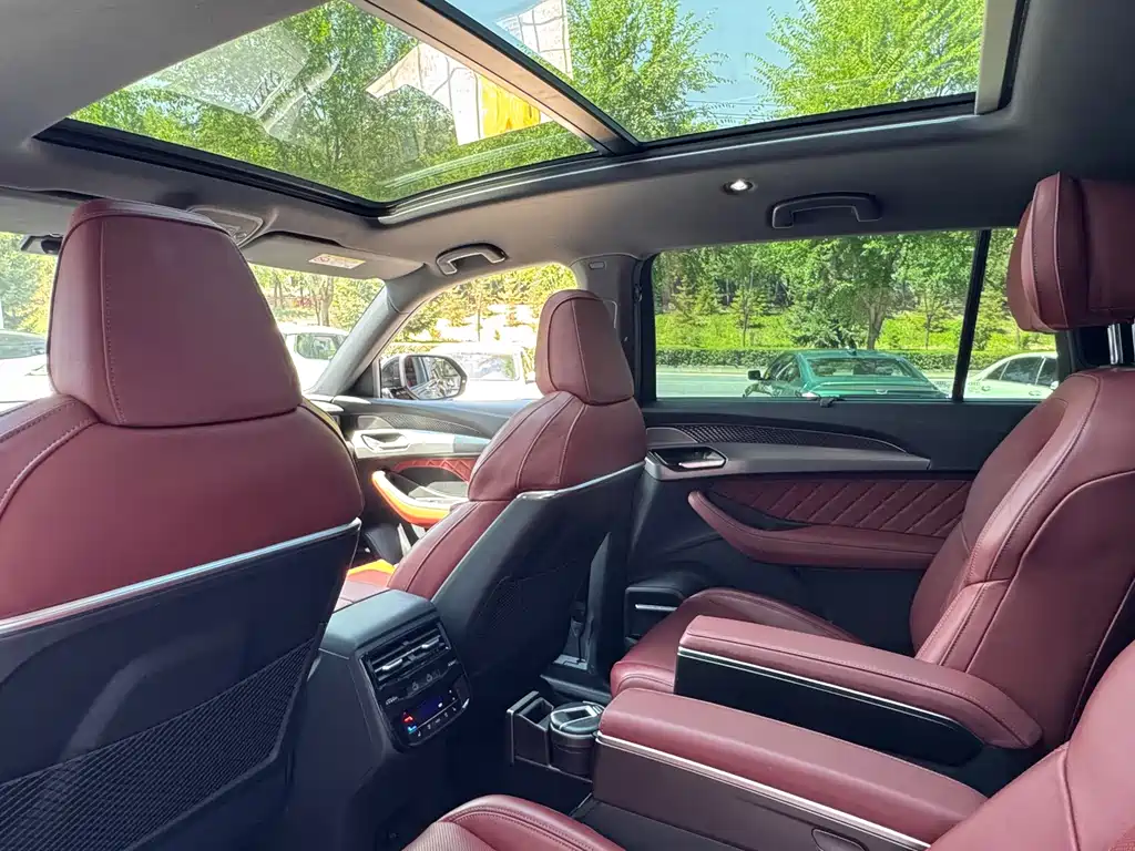 Audi Q6 — миниатюра 12