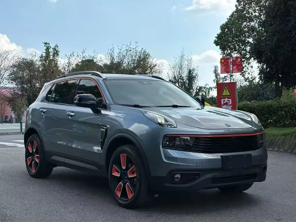 Lynk & Co 01 — миниатюра 3