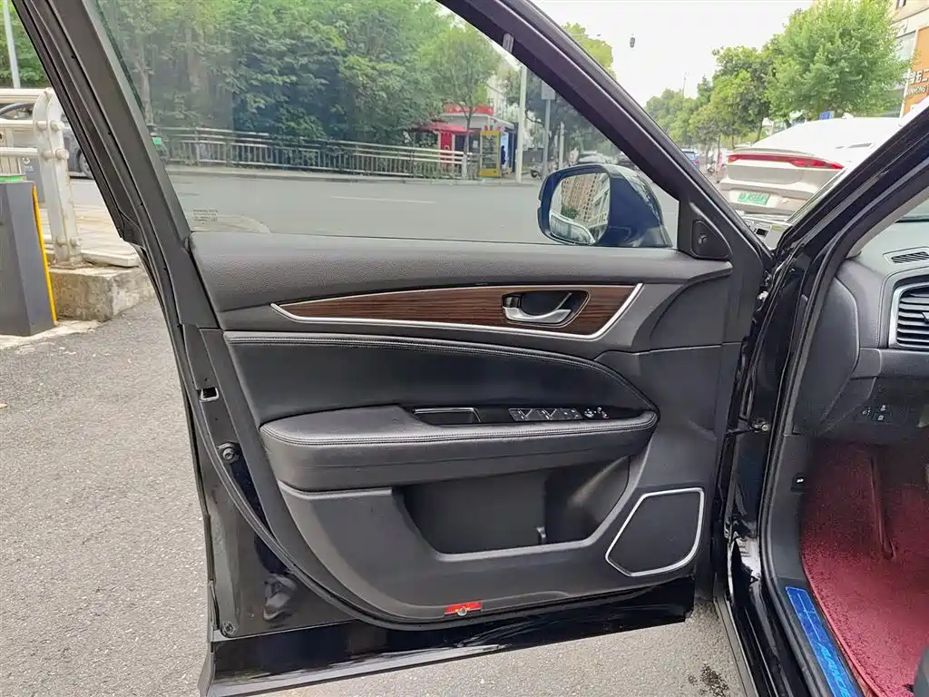 Honda Avancier 2019 240TURBO Elite