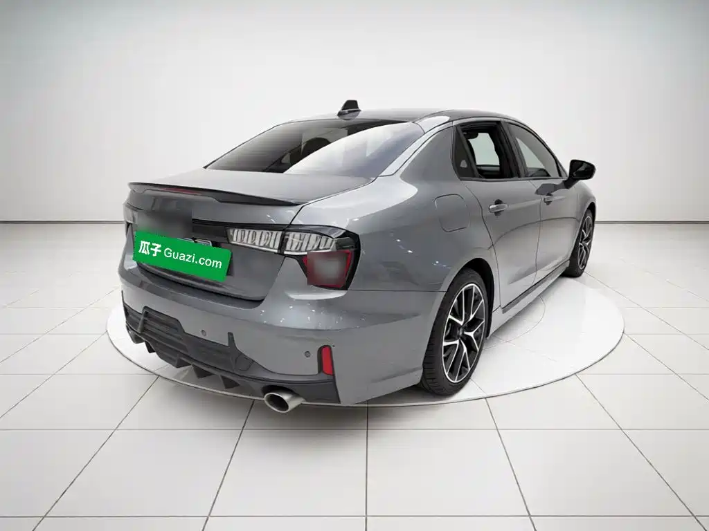 Lynk & Co 03 — миниатюра 6