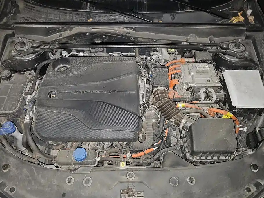 Changan UNI-V iDD — миниатюра 10