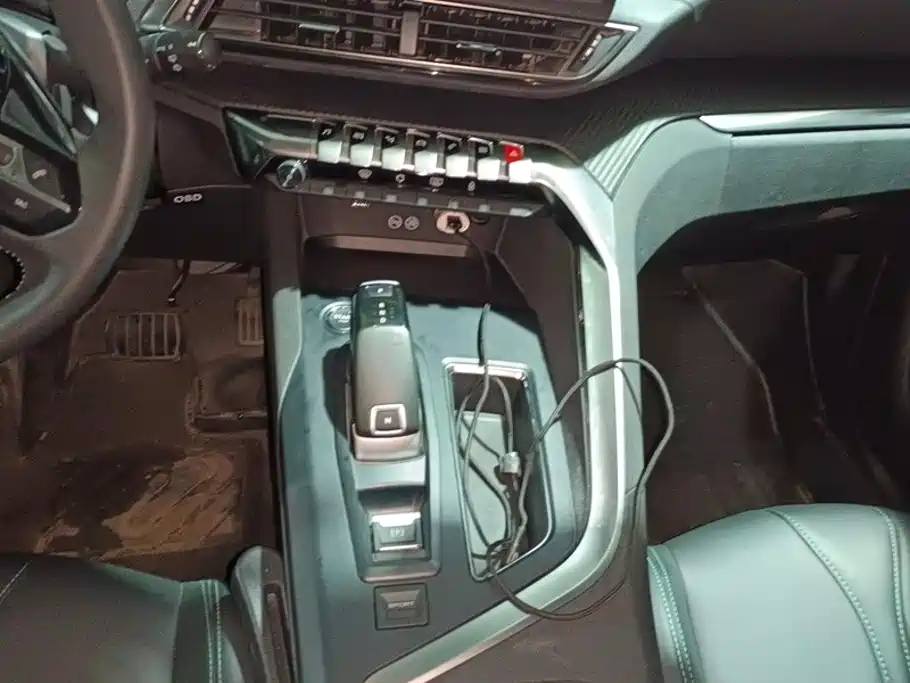Peugeot 4008 — миниатюра 16
