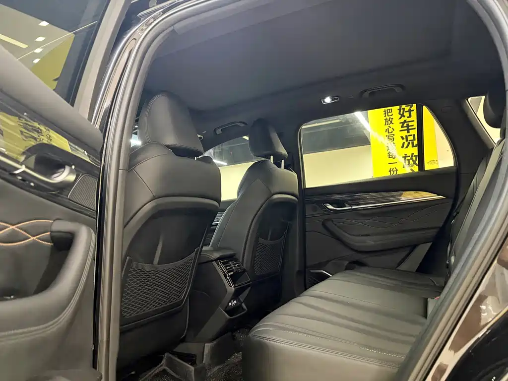 Geely Xingyue L — миниатюра 8