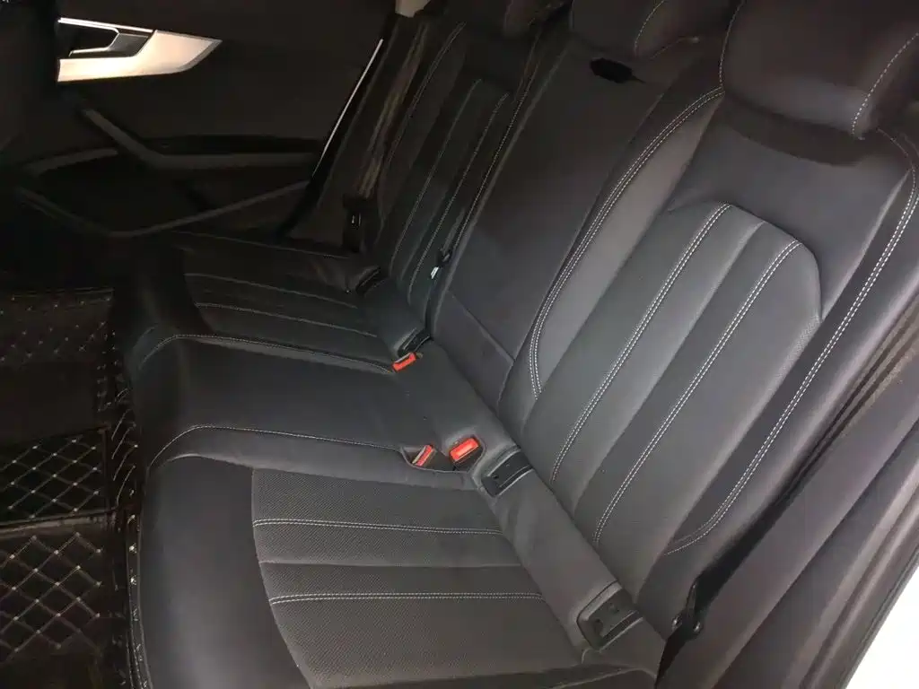 Audi A4L — миниатюра 13