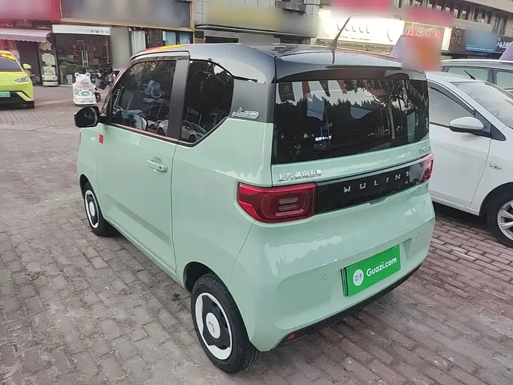 Wuling MINIEV — миниатюра 5