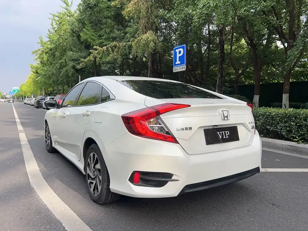Honda Civic — миниатюра 13