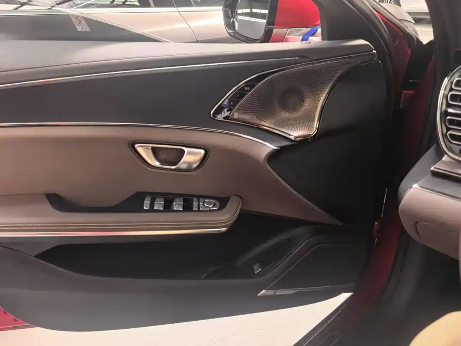 BYD Han — миниатюра 7