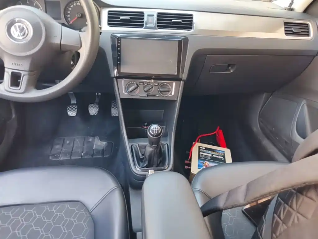 Volkswagen Santana — миниатюра 14
