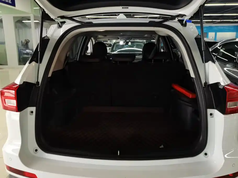 Haval M6 — миниатюра 4