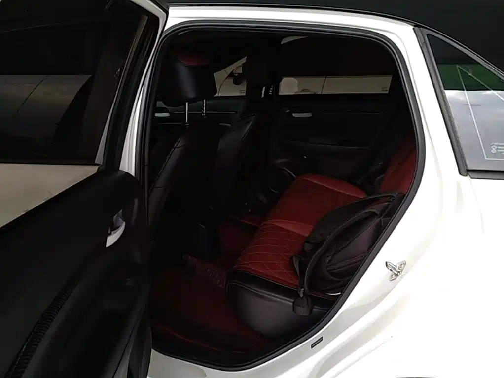 Honda Fit — миниатюра 17