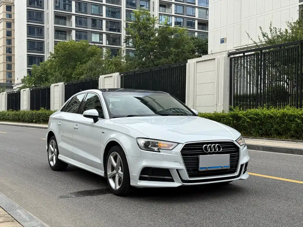 Audi A3 — миниатюра 4