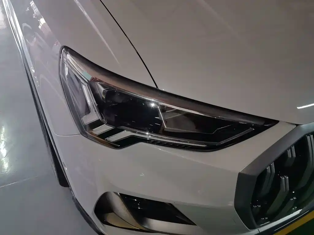 Audi Q3 — миниатюра 7