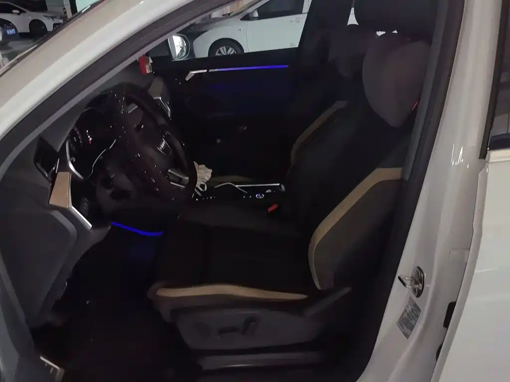 Audi Q3 — миниатюра 16