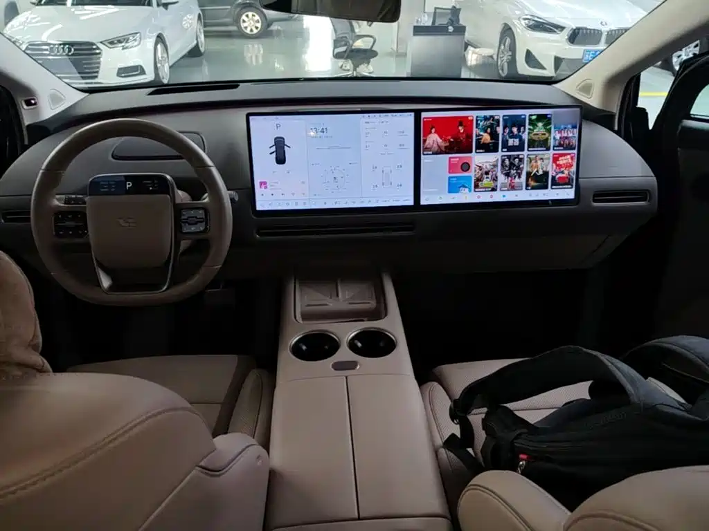 Li Auto Li i8 — миниатюра 10