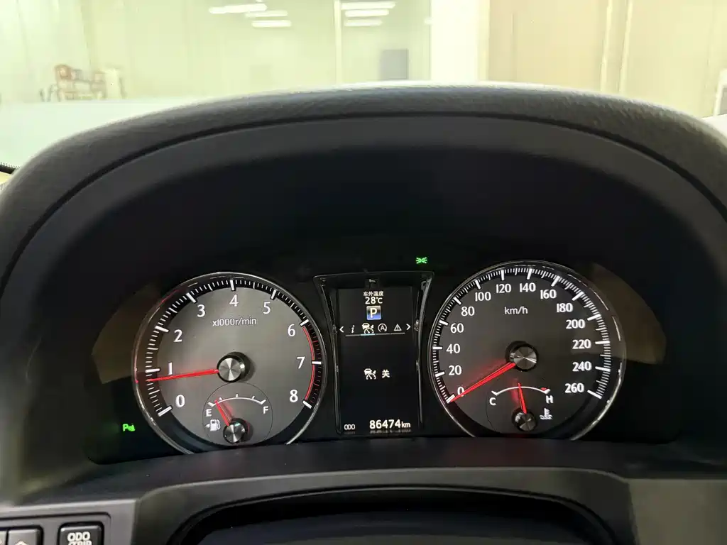 Toyota Crown — миниатюра 19