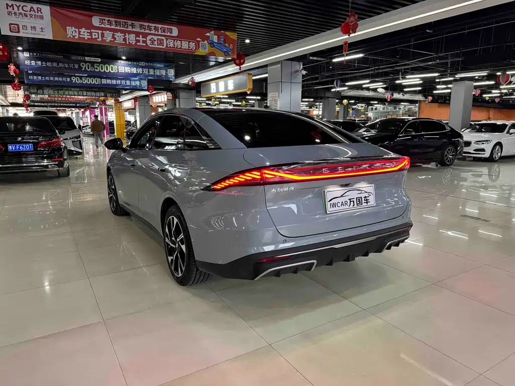 Geely Galaxy Galaxy L6 L6 2023 125km
