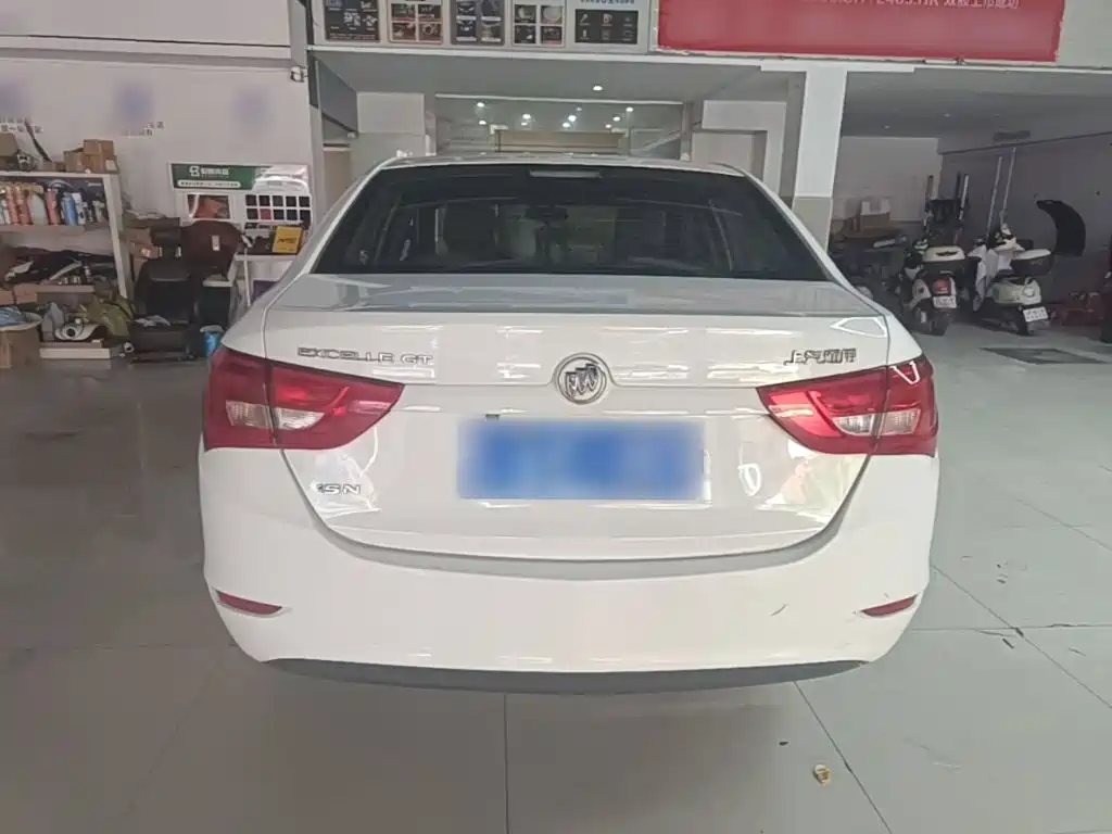 Buick Excelle — миниатюра 6