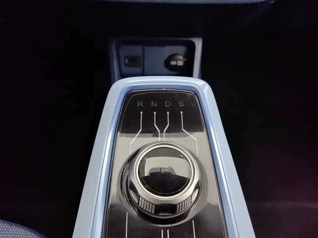 Changan Benben E-Star — миниатюра 13
