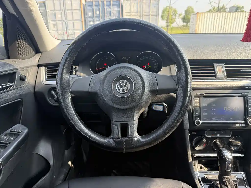 Volkswagen Bora — миниатюра 7