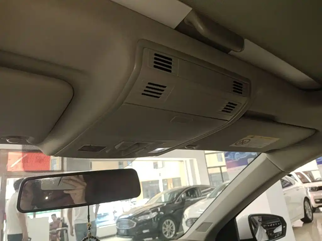 Volkswagen Polo — миниатюра 18