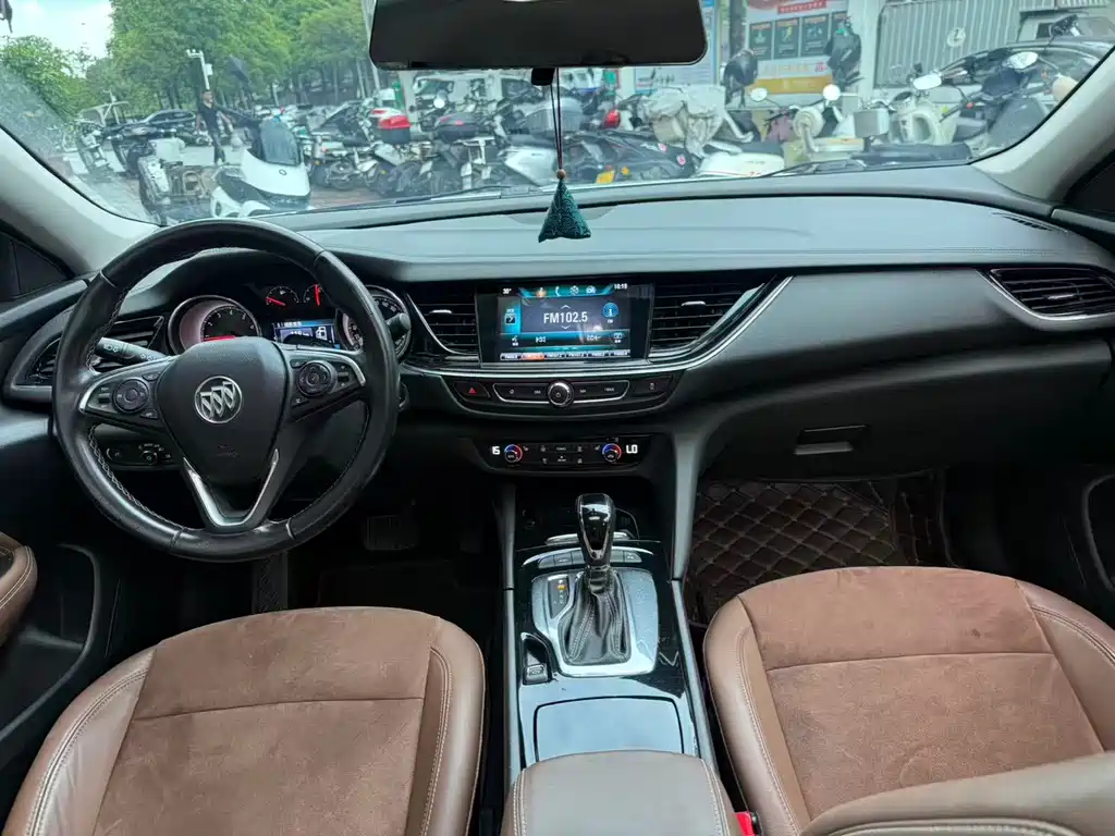 Buick Regal — миниатюра 4