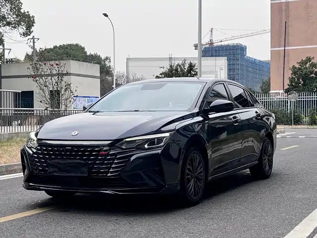 DONGFENG YI HYUN MAX