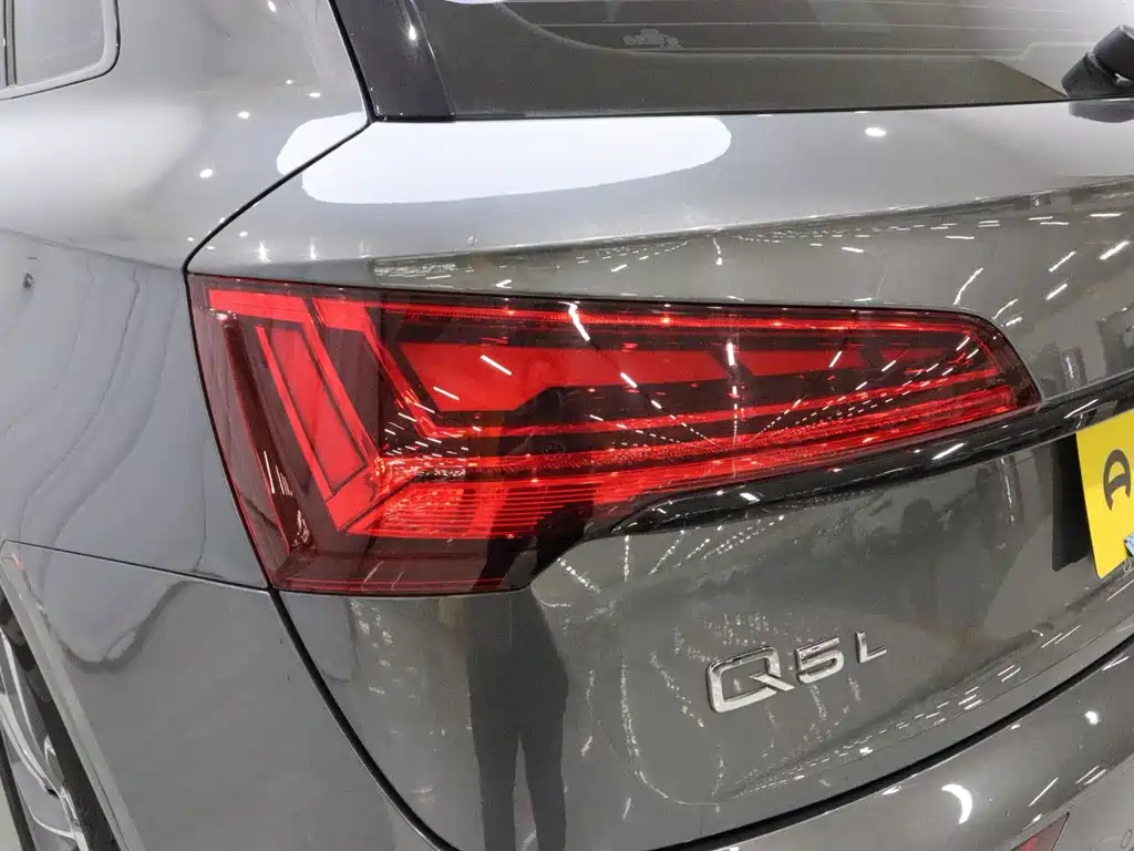 Audi Q5L — миниатюра 19