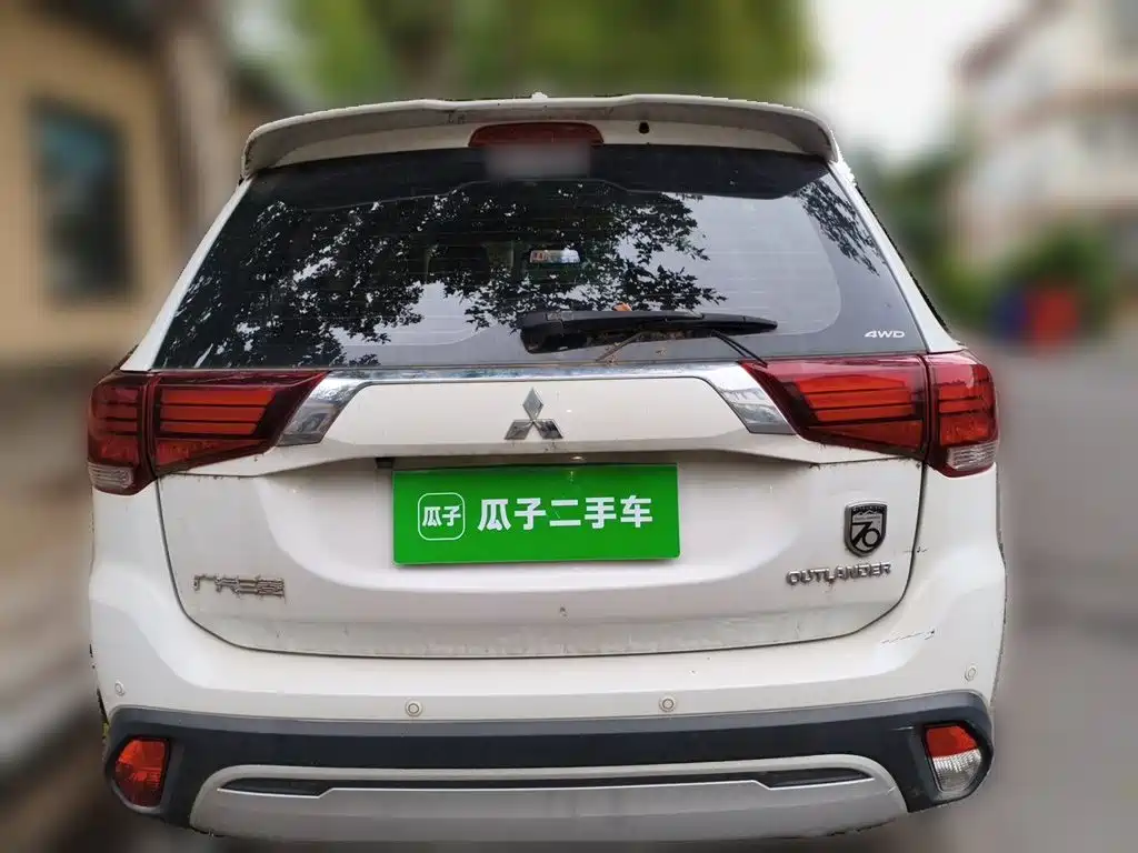 Mitsubishi Outlander — миниатюра 3