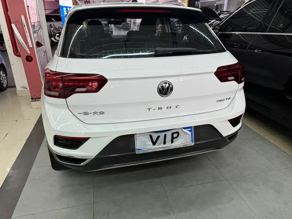 Volkswagen T-Roc — миниатюра 4
