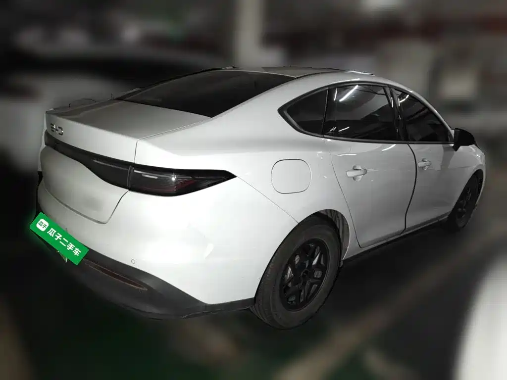 BYD Seal 05 DM-i — миниатюра 4